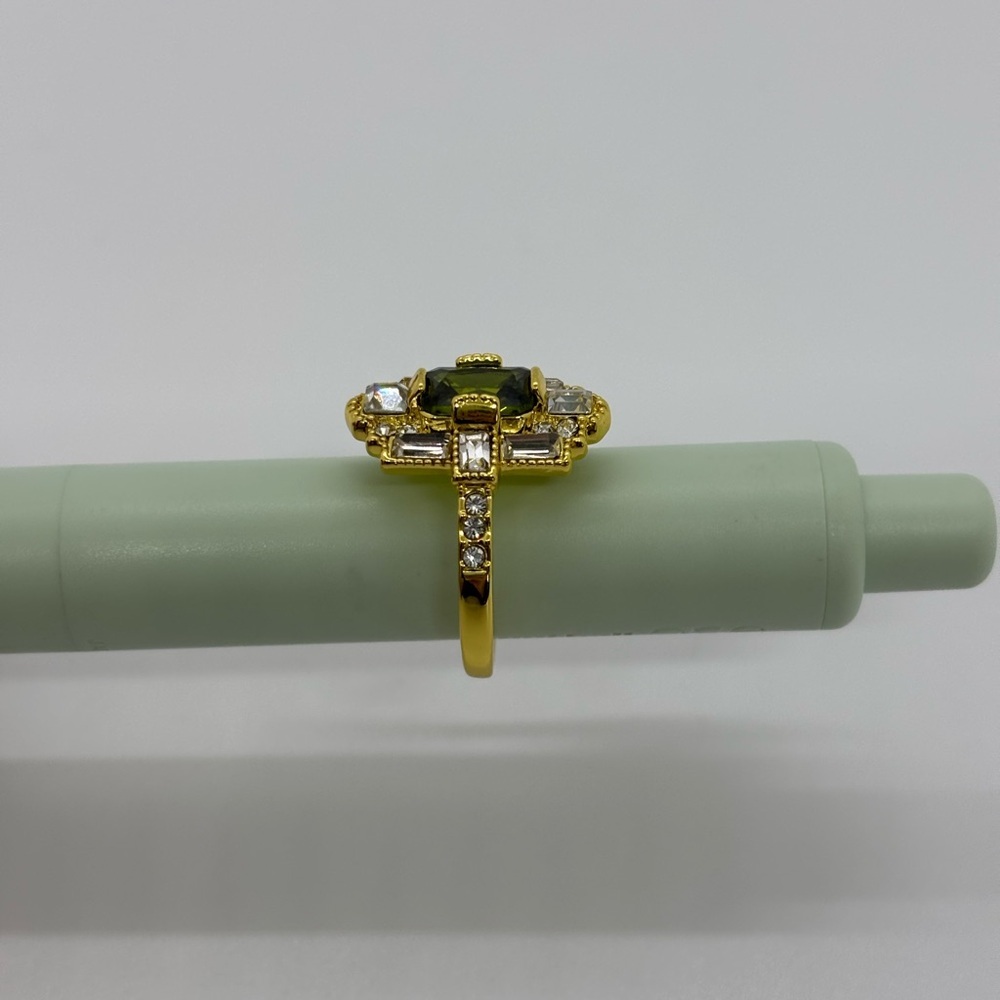 NWT Vintage costume jewelry statement ring - regency, avante garde -size 7 - Picture 7 of 8